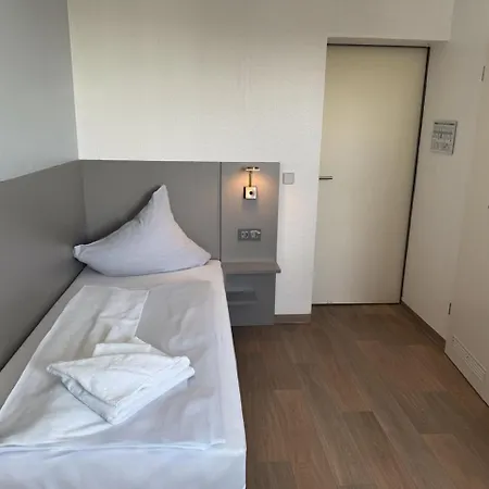 Skybasic Апарт-отель Мерзебург