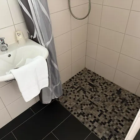 Skybasic Hotel apartamentowy Merseburg